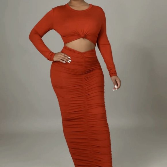 Dress - Picture 4 of 7